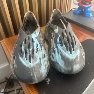 Yeezy Athletic Shoes in Black and Blue